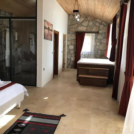 Liva Kelebekler Vadisi Oeluedeniz Kirme Villa Fethiye