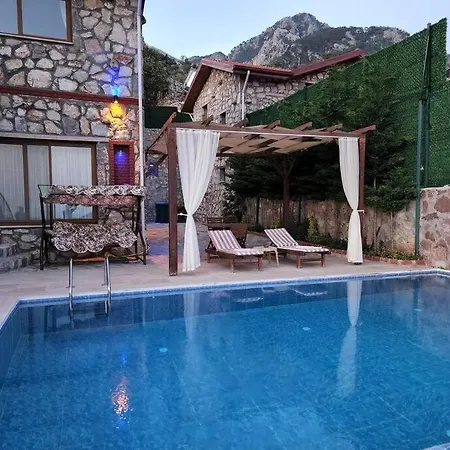 Liva Kelebekler Vadisi Oeluedeniz Kirme Villa